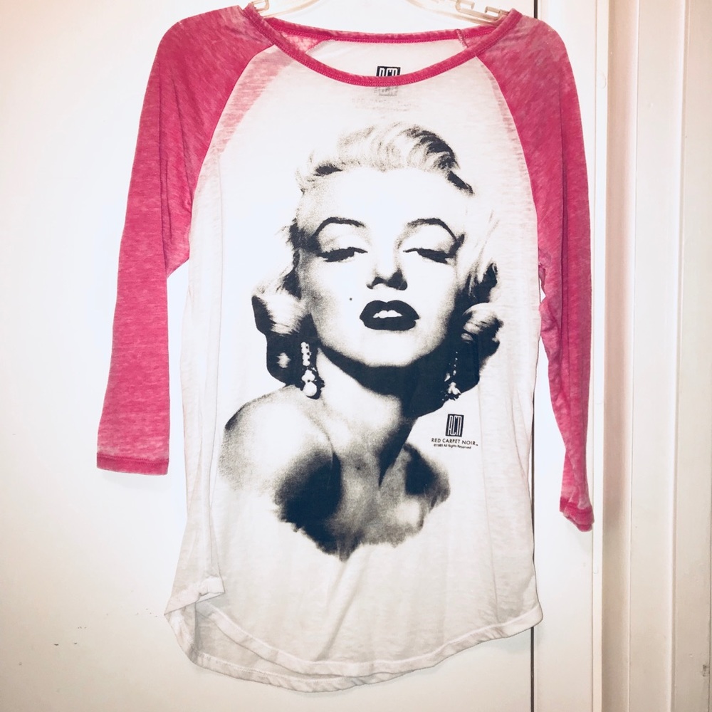 NWOT RCN MARILYN MONROE TOP SZM